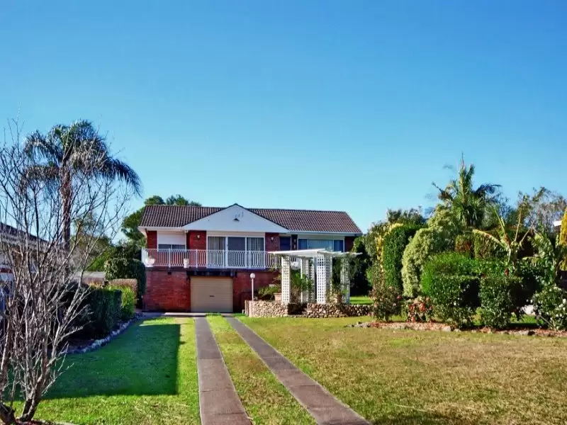 18 Colyer Avenue, Nowra Sold by Integrity Real Estate - image 1