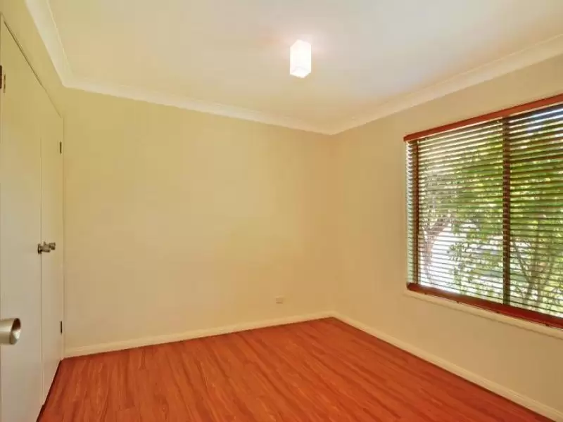 4/4 Brodie Close, Bomaderry Sold by Integrity Real Estate - image 6