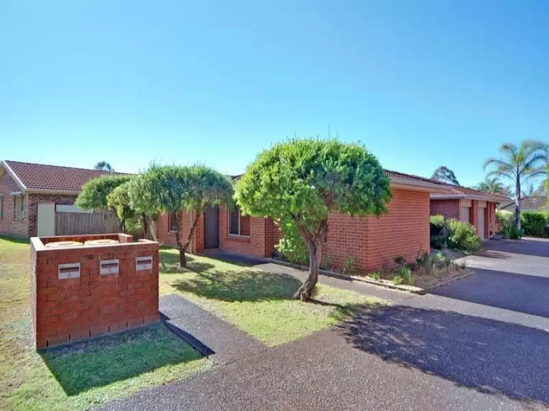 4/4 Brodie Close, Bomaderry Sold by Integrity Real Estate - image 1