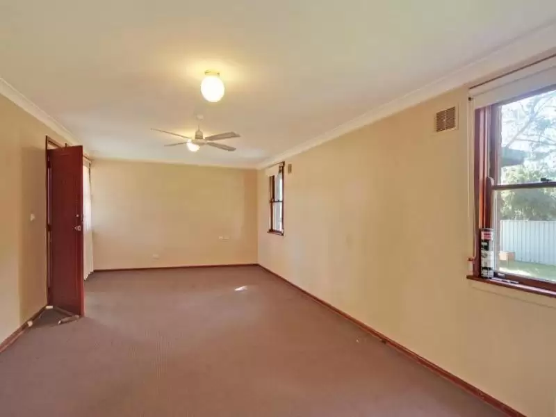 216 Kinghorne Street, Nowra Sold by Integrity Real Estate - image 2