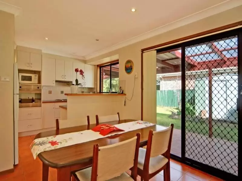 18 Rannoch Drive, West Nowra Sold by Integrity Real Estate - image 2