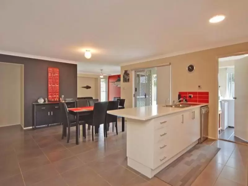 12 Hanover Close, South Nowra Sold by Integrity Real Estate - image 3