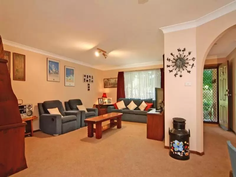 43 Yeovil Drive, Bomaderry Sold by Integrity Real Estate - image 2