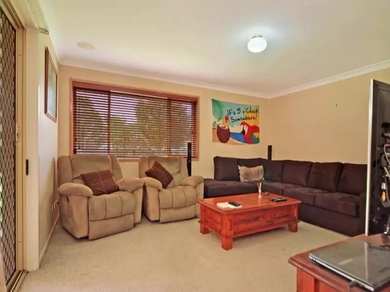 14 Elderberry Avenue, Worrigee Sold by Integrity Real Estate - image 2