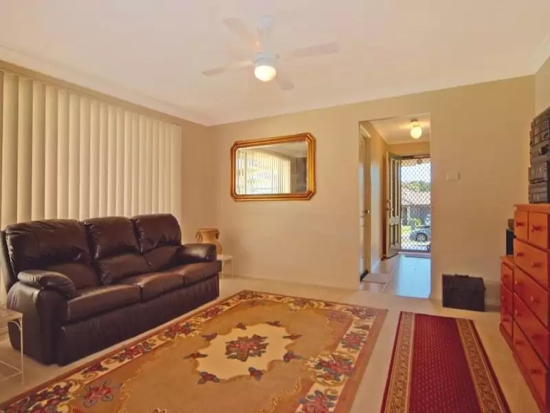 17 Blue Gum Way, North Nowra Sold by Integrity Real Estate - image 2