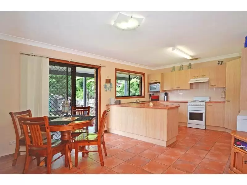 64 Cambewarra Road, Bomaderry Sold by Integrity Real Estate - image 2