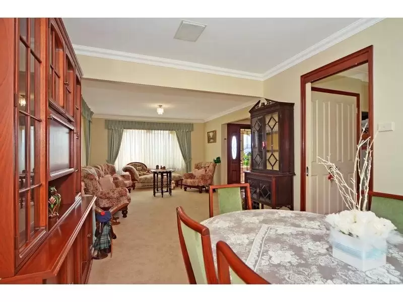 39 Warrigal Street, Nowra Sold by Integrity Real Estate - image 2