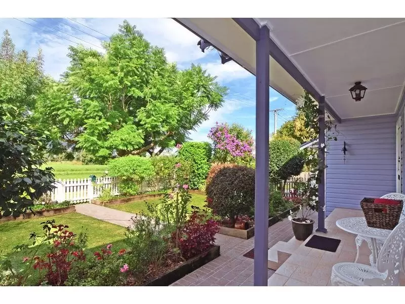 29 Ferry Lane, Nowra Sold by Integrity Real Estate - image 2