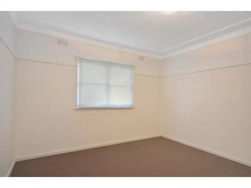 143 East Street, Nowra Sold by Integrity Real Estate - image 7