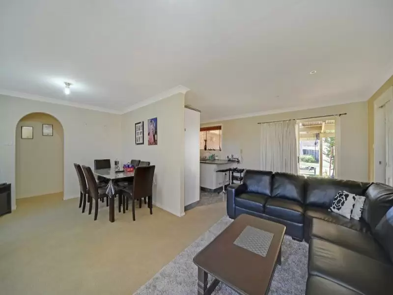 37 Isa Road, Worrigee Sold by Integrity Real Estate - image 2