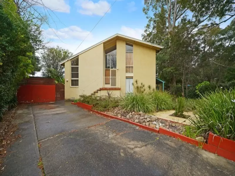 4 Bernadette Avenue, Nowra Sold by Integrity Real Estate - image 1