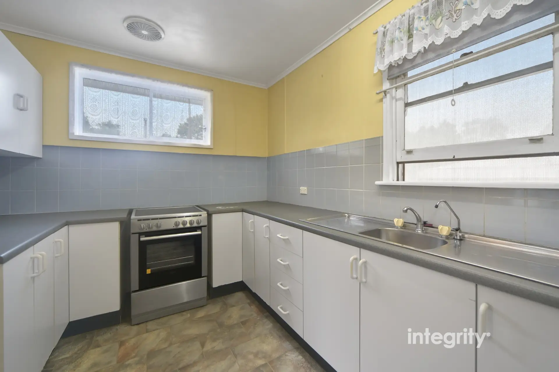 16 Stuart Street, Nowra Sold by Integrity Real Estate - image 3