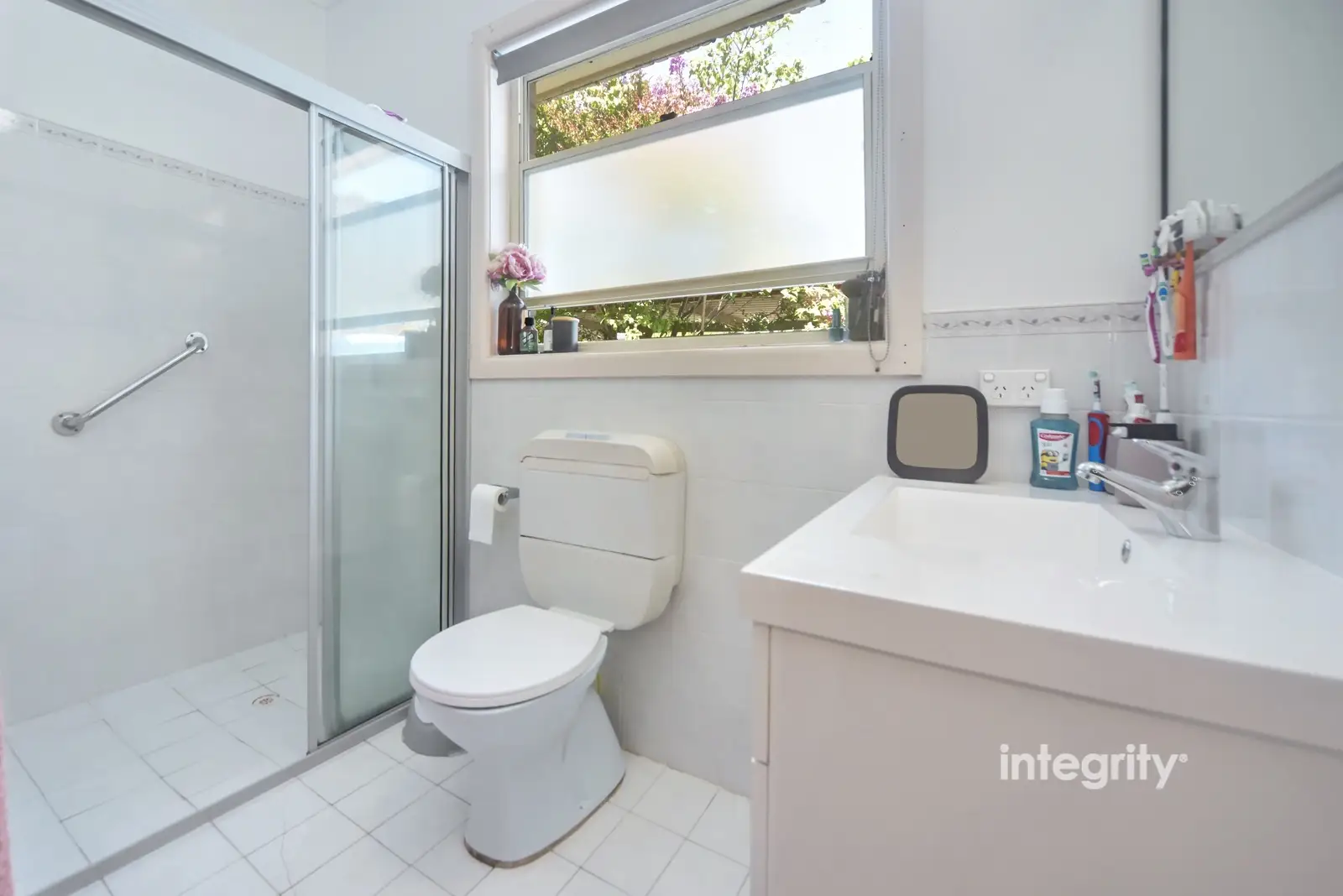 104 West Birriley Street, Bomaderry Sold by Integrity Real Estate - image 10