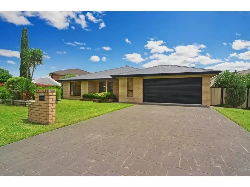 4 McTernan Place, Worrigee Sold by Integrity Real Estate - image 1