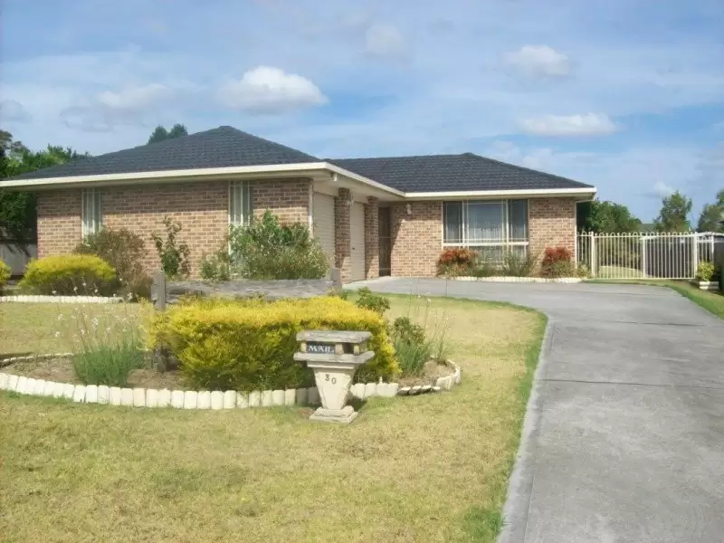 30 Illawarra Circuit, Worrigee Sold by Integrity Real Estate - image 1