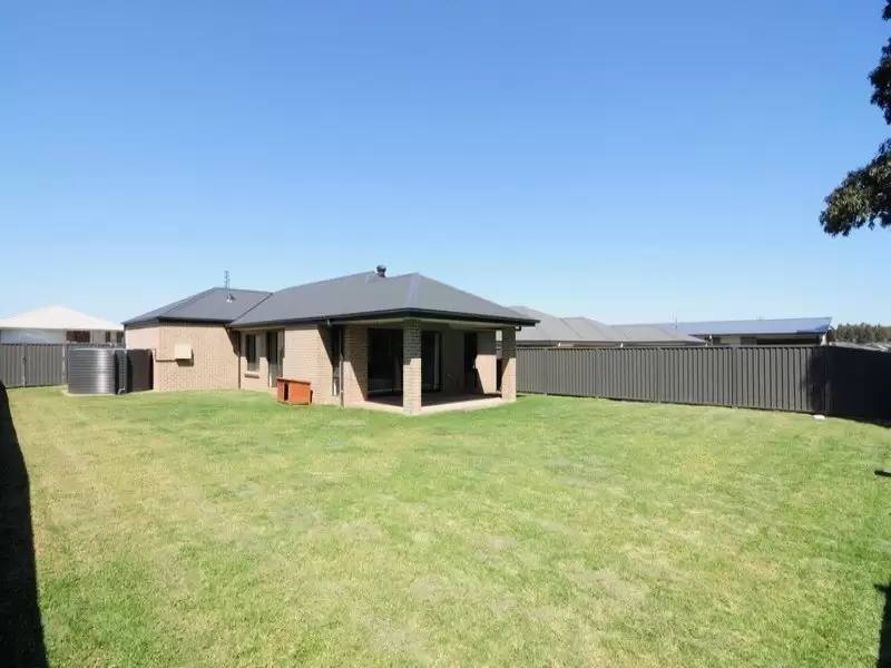 26 Bowerbird Street, South Nowra Sold by Integrity Real Estate - image 9