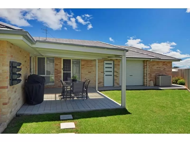 8 Banool Circuit, Bomaderry Sold by Integrity Real Estate - image 2